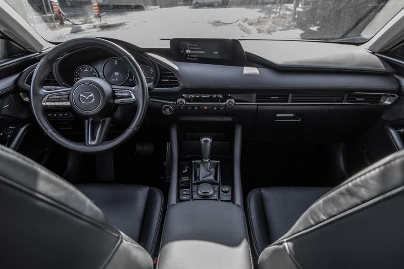 mazda Mazda3 2021 - 32