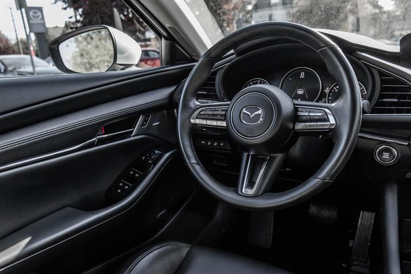 mazda Mazda3 2021 - 33