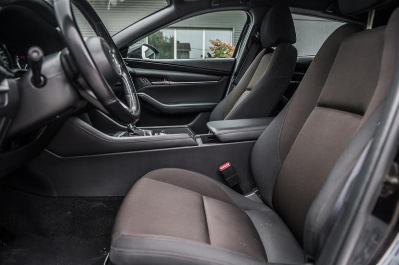 mazda Mazda3 Sport 2023 - 13