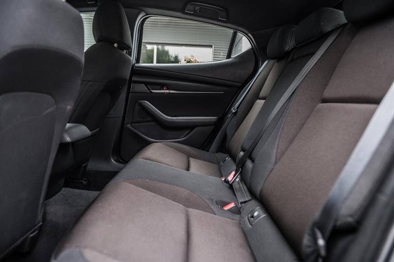 mazda Mazda3 Sport 2023 - 26