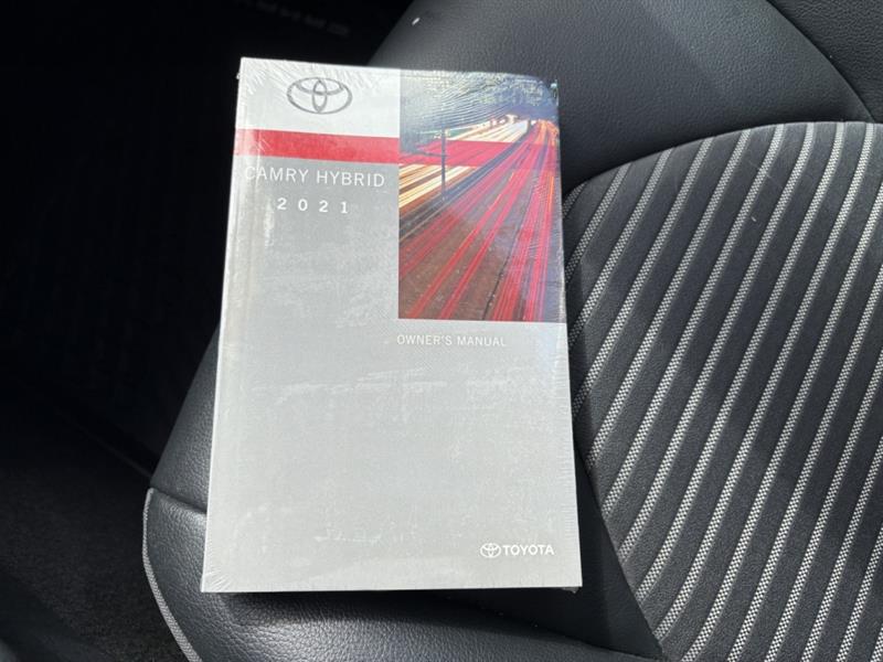 toyota Camry 2021 - 19