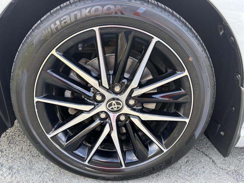 toyota Camry 2021 - 28