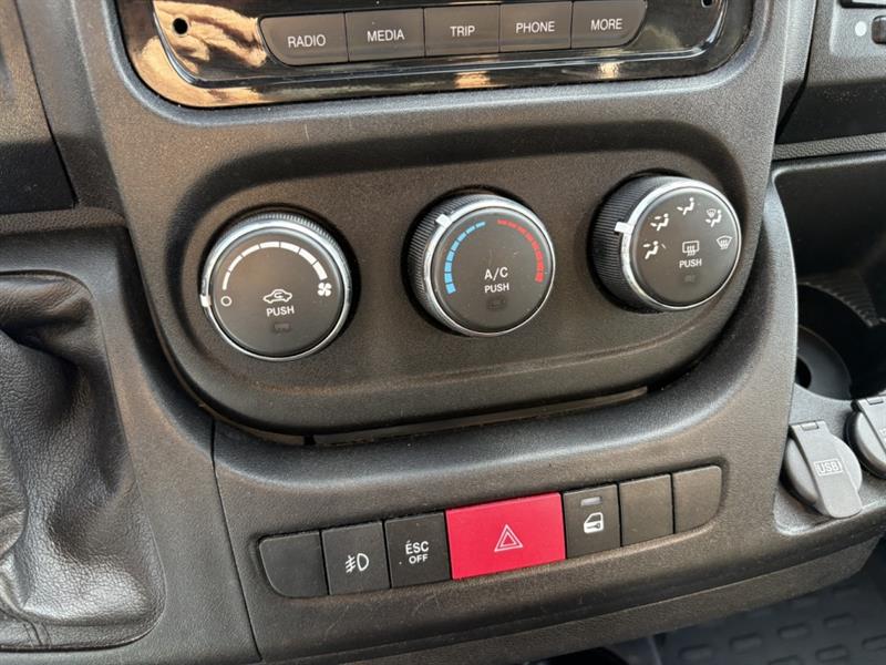 ram ProMaster fourgonnette utilitaire 2021 - 21