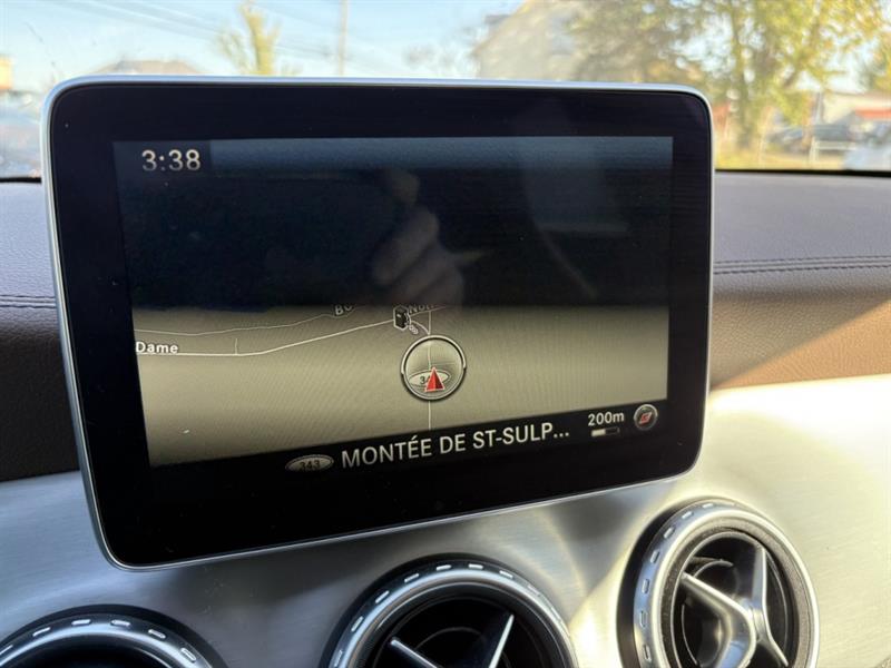 mercedes-benz GLA 2016 - 16