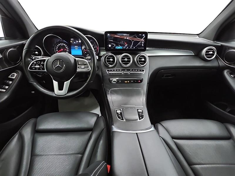 mercedes-benz GLC 2022 - 19