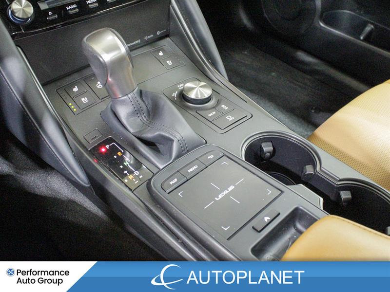 lexus IS 300 2023 - 46