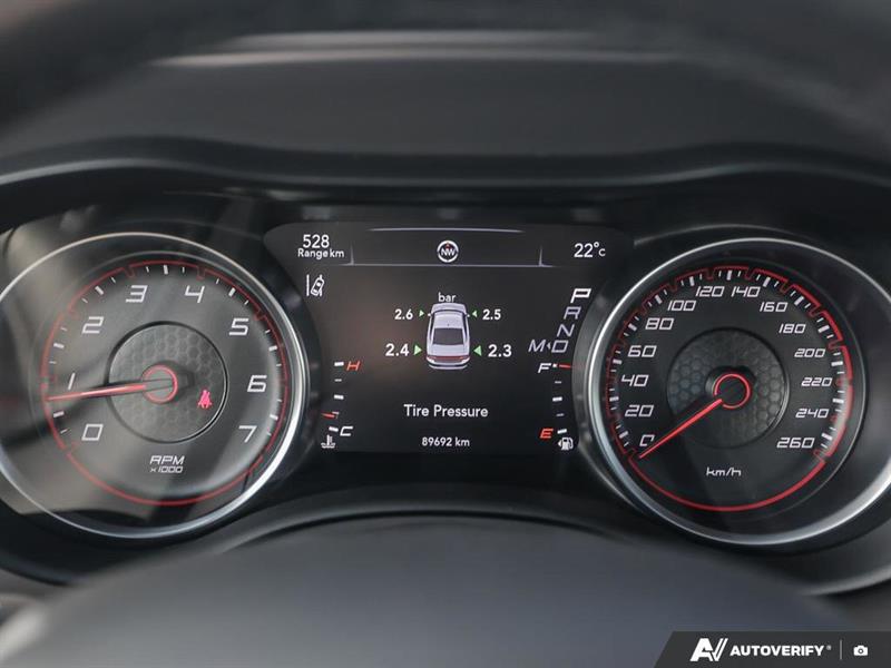 dodge Charger 2023 - 9