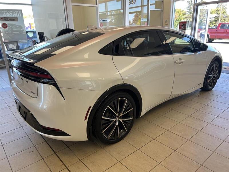 toyota Prius 2023 - 6