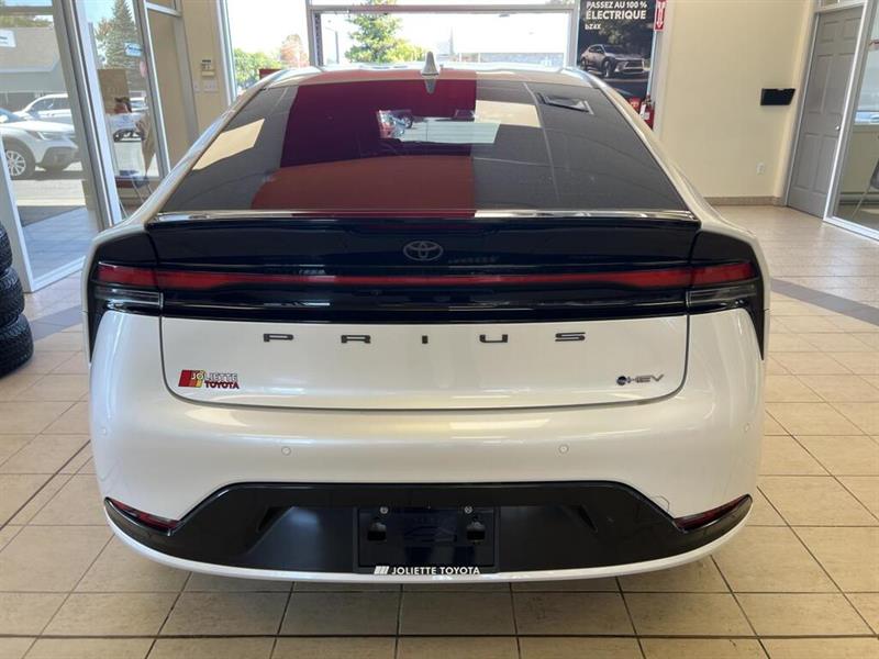 toyota Prius 2023 - 7