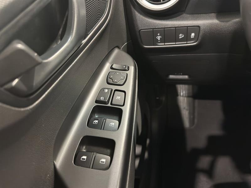 hyundai Kona 2023 - 21