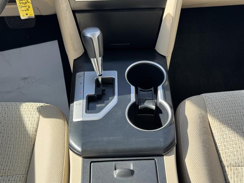 toyota Camry 2013 - 24