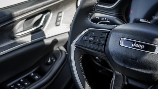 jeep Grand Cherokee 2023 - 16