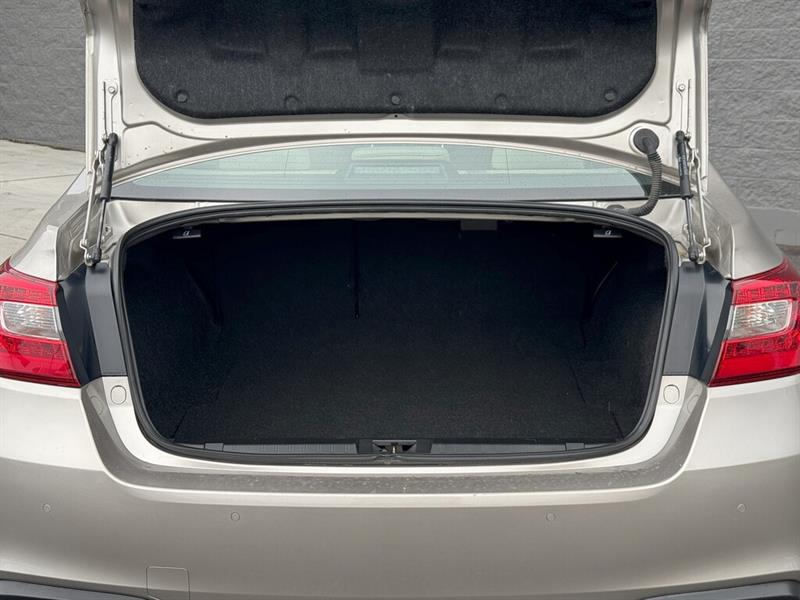 subaru Legacy 2018 - 12