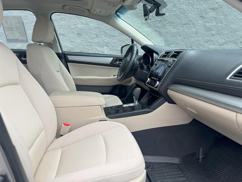 subaru Legacy 2018 - 22