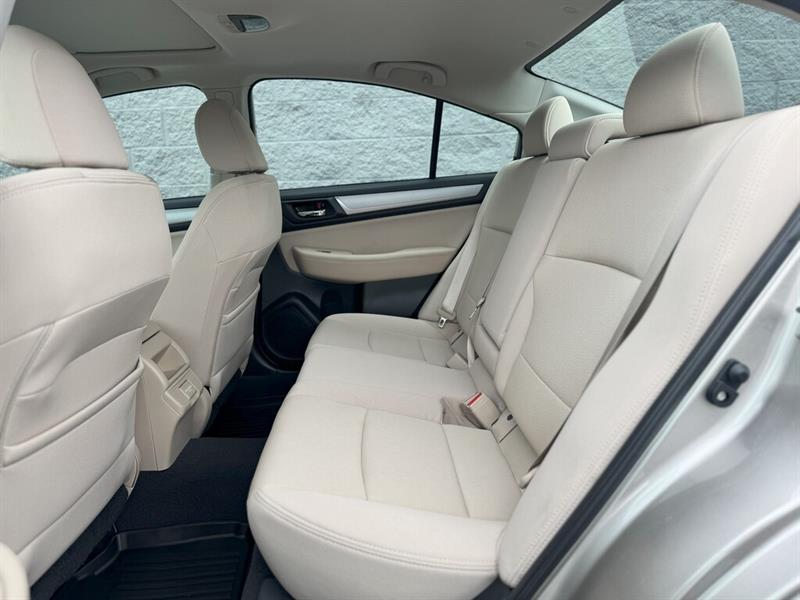 subaru Legacy 2018 - 23