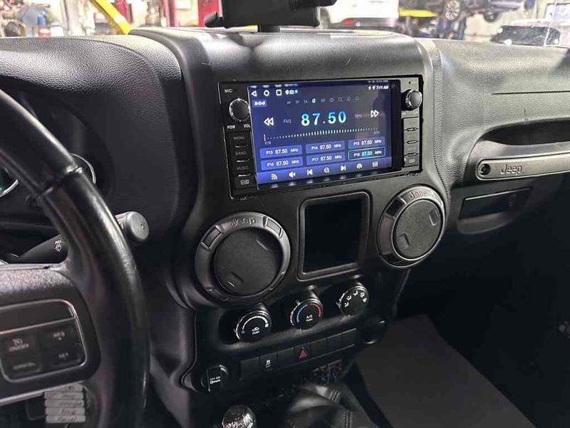 jeep Wrangler Unlimited 2018 - 13