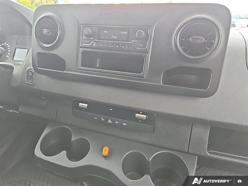 mercedes-benz Sprinter fourgonnette utilitaire 2020 - 19