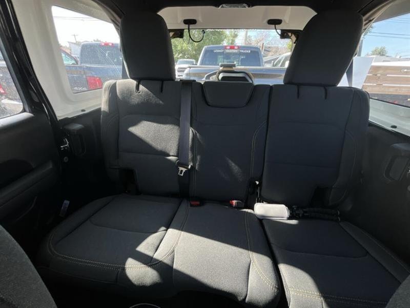 jeep Wrangler 2024 - 14