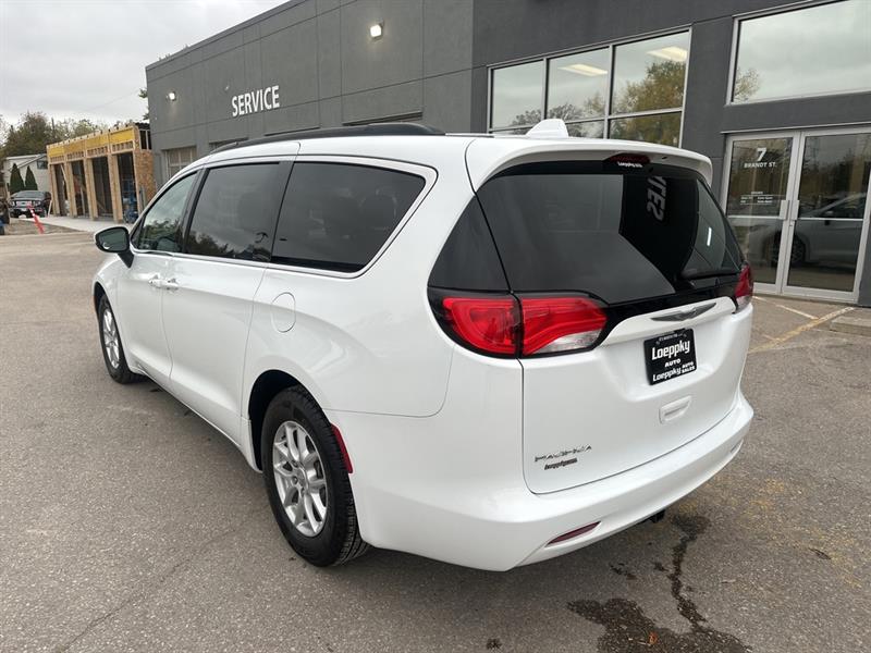 chrysler Pacifica 2017 - 15