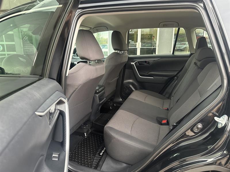 toyota RAV4 2019 - 18