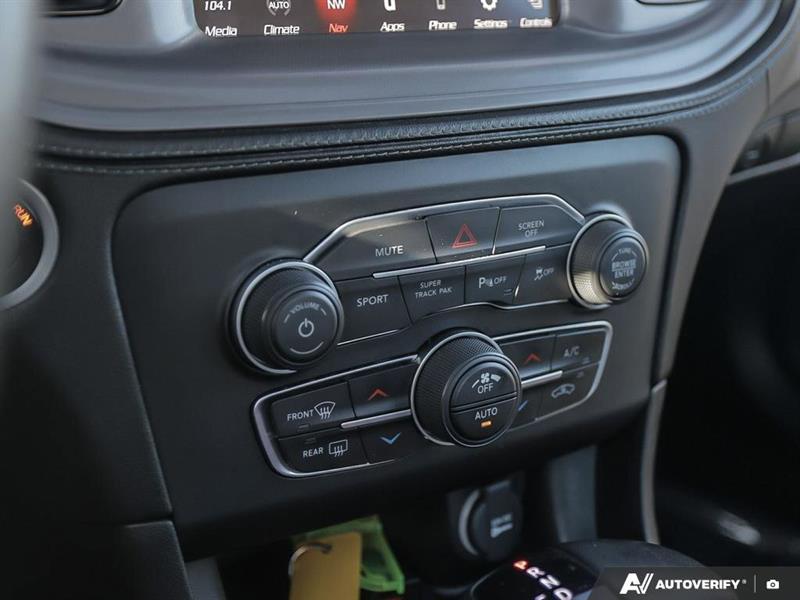 dodge Charger 2023 - 15