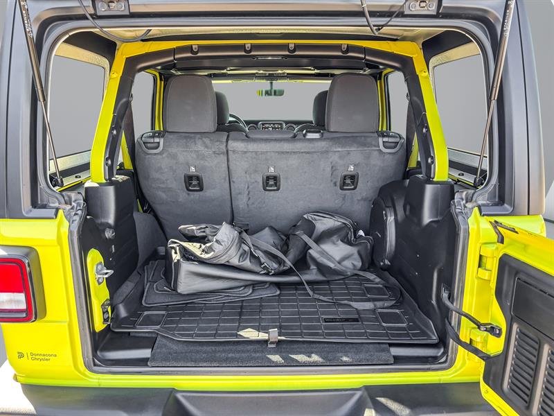 jeep Wrangler 2023 - 18