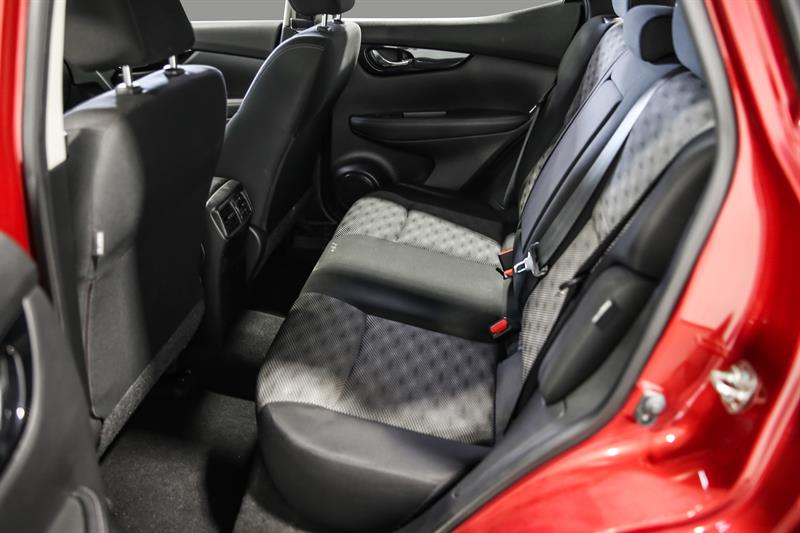 nissan Qashqai 2021 - 24