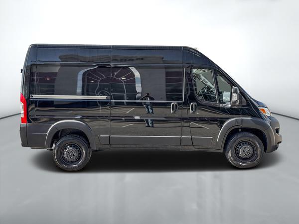 ram ProMaster fourgonnette utilitaire 2024 - 8