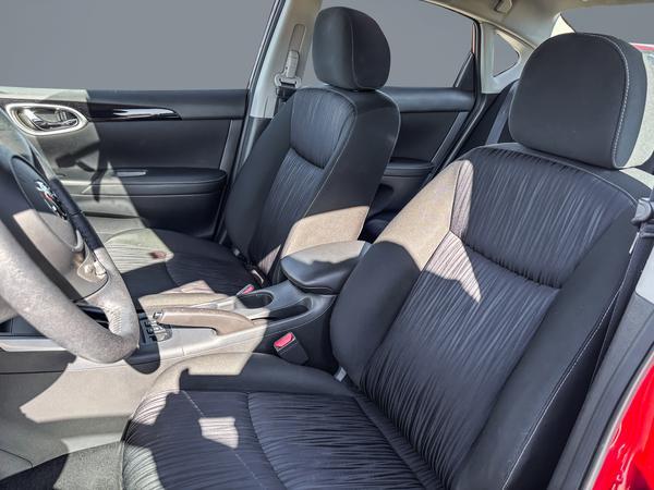 nissan Sentra 2019 - 13