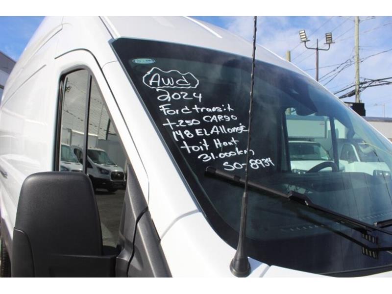 ford Transit 2024 - 13