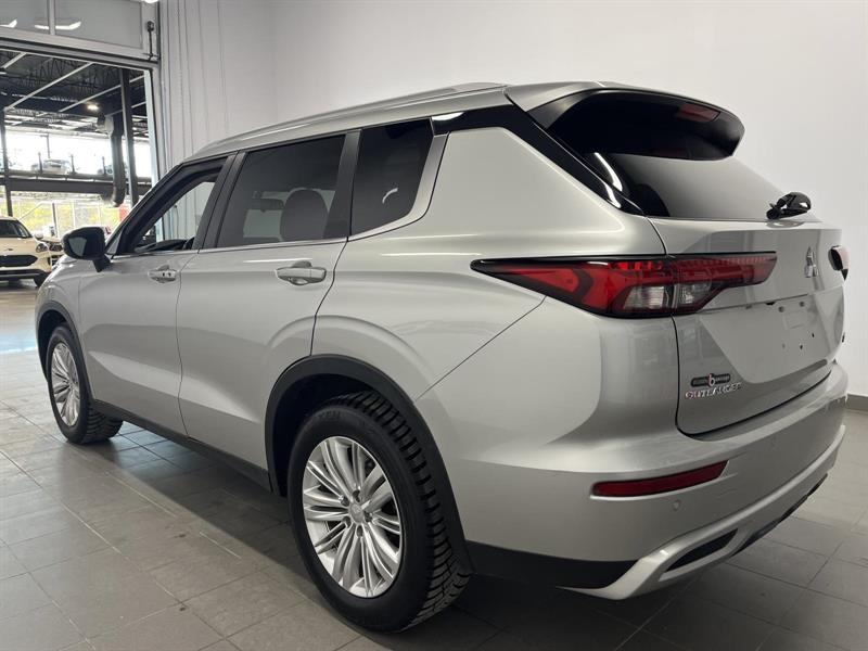 mitsubishi Outlander 2022 - 2