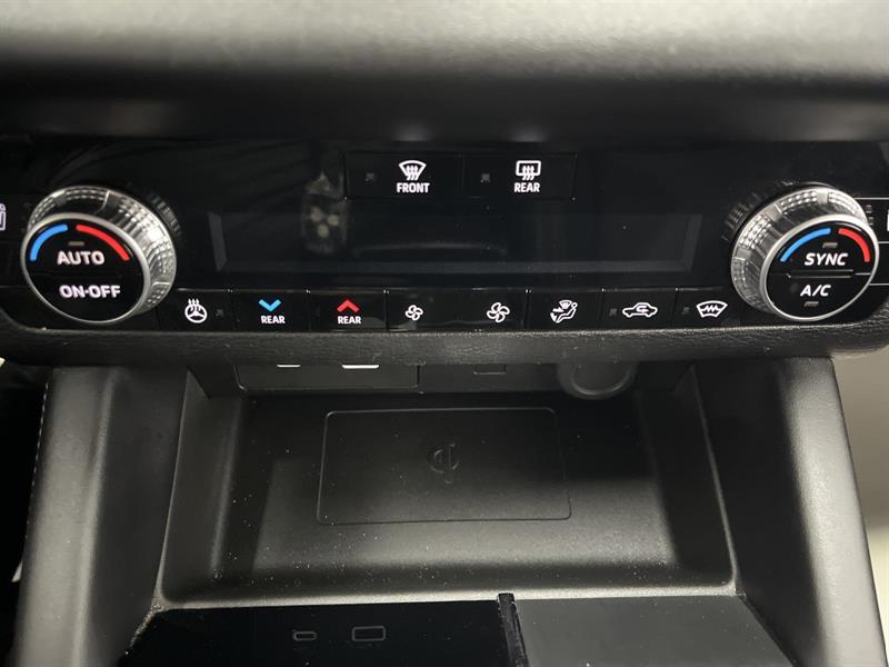 mitsubishi Outlander 2022 - 16