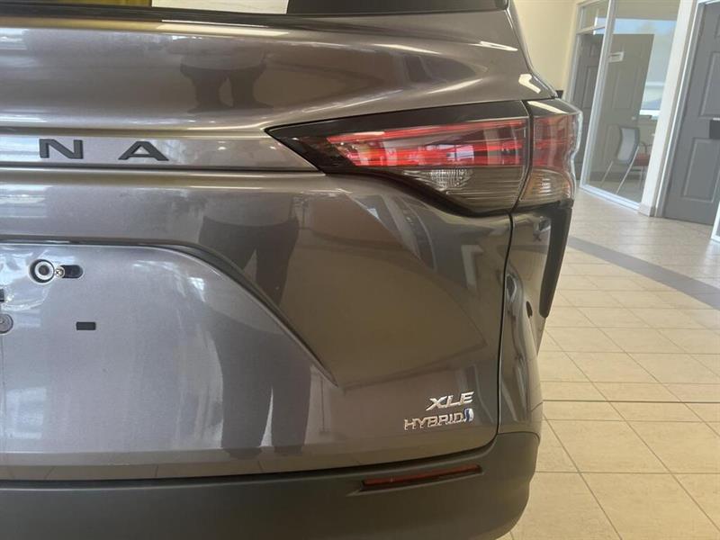 toyota Sienna 2022 - 13