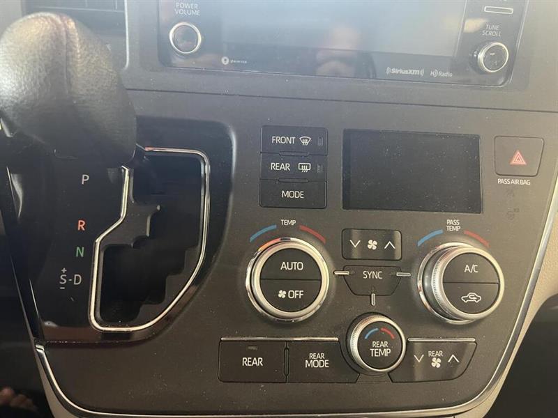 toyota Sienna 2019 - 12