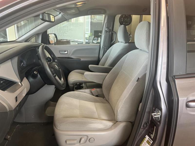 toyota Sienna 2019 - 14