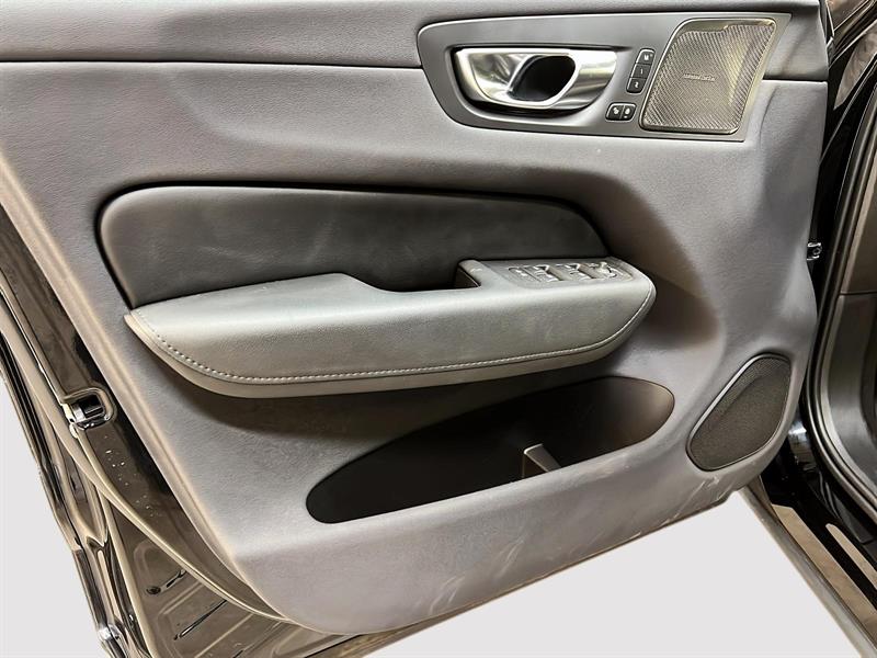 volvo XC60 2024 - 26