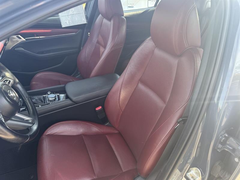 mazda 3 Sport 2021 - 29
