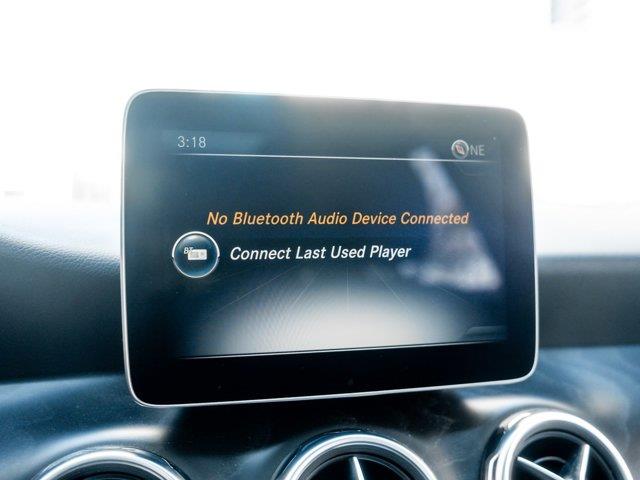 mercedes-benz GLA 2020 - 25