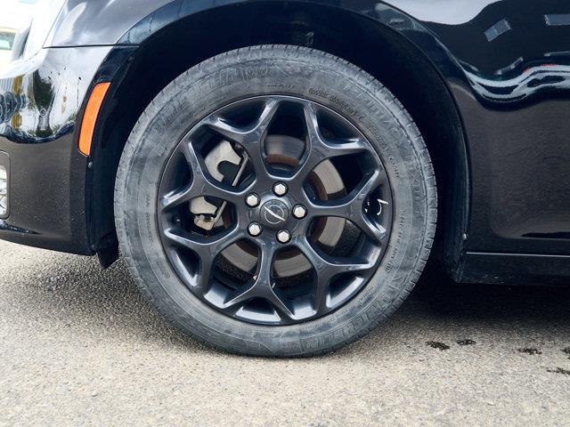 chrysler 300 2021 - 10