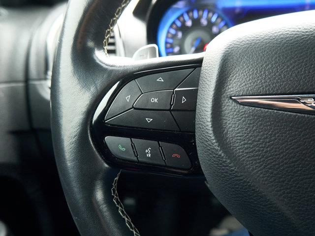 chrysler 300 2021 - 15