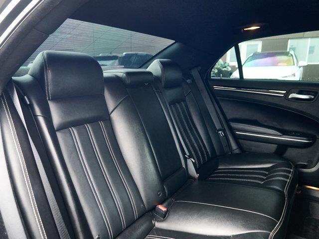 chrysler 300 2021 - 21