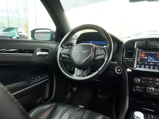 chrysler 300 2021 - 23