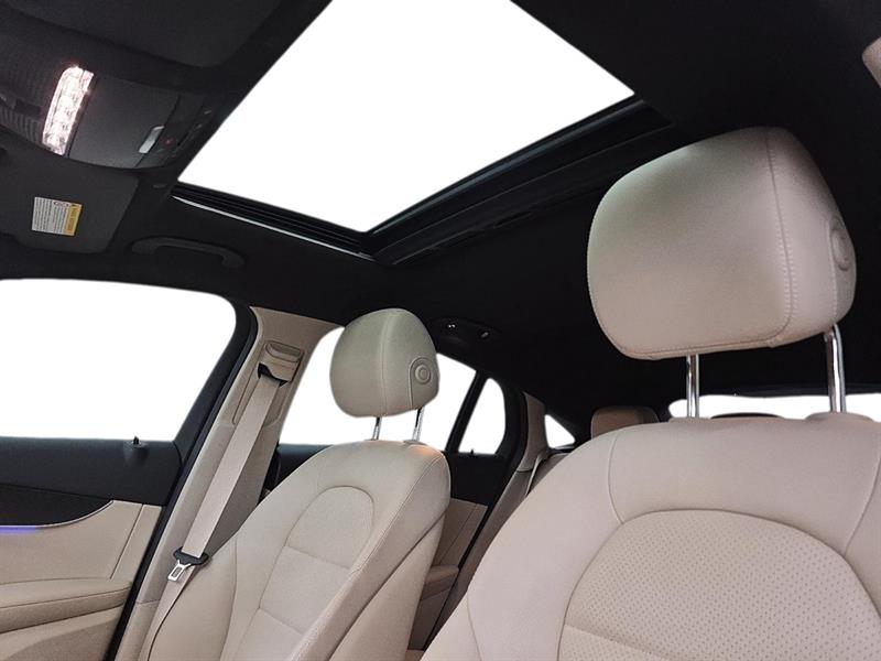 mercedes-benz GLC 2023 - 12