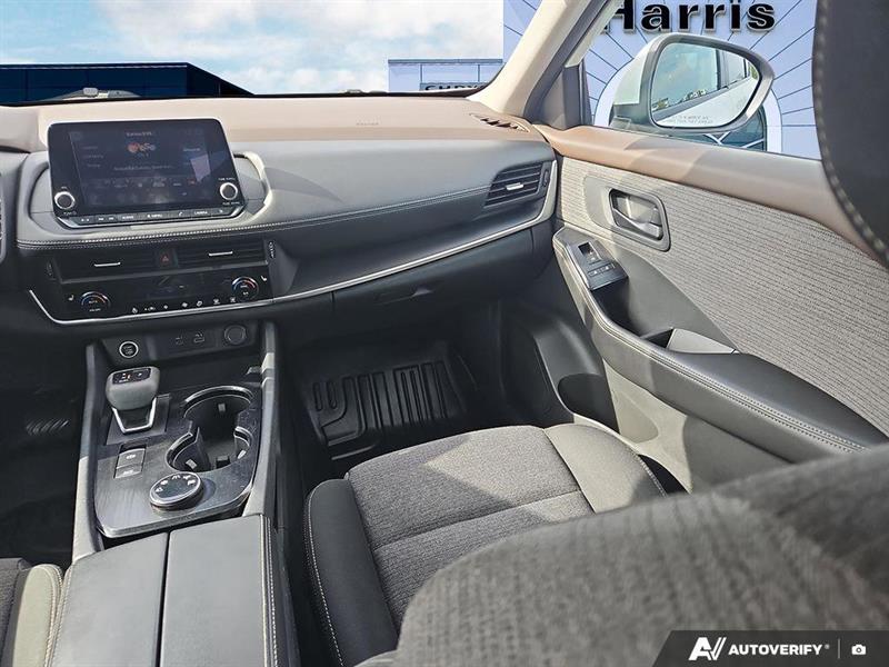 nissan Rogue 2022 - 25