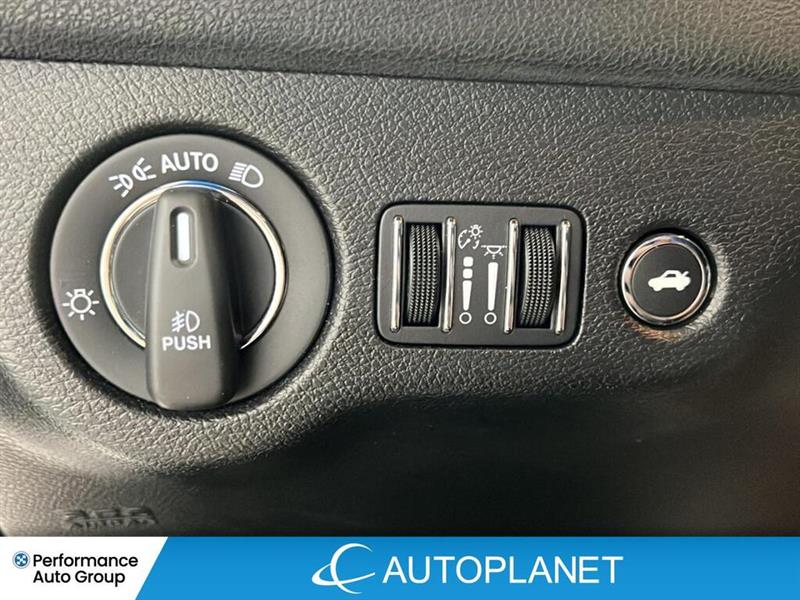 chrysler 300S 2023 - 19