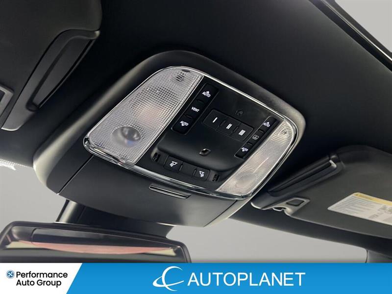 chrysler 300S 2023 - 31