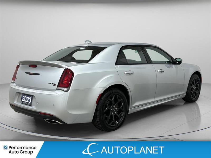chrysler 300S 2023 - 8