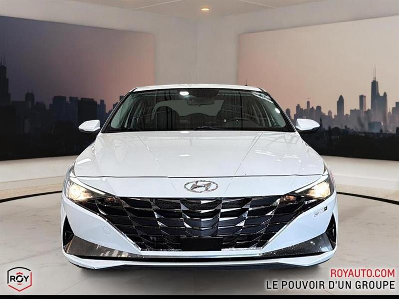 hyundai Elantra Hybrid 2022 - 2