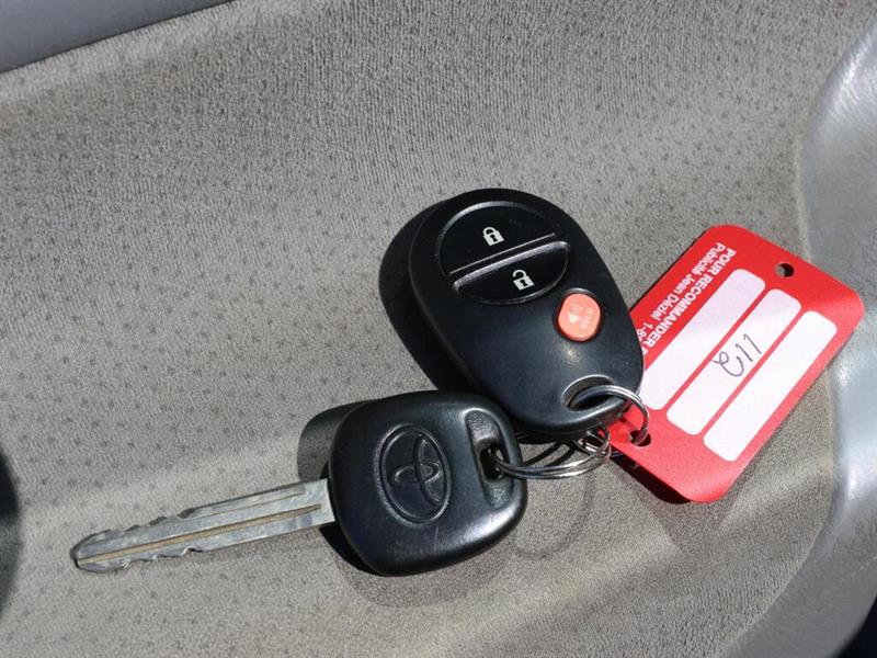 toyota Tacoma 2010 - 24