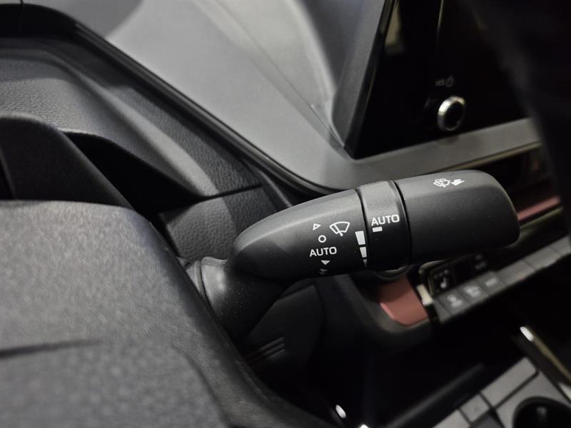 toyota Prius Prime 2023 - 13